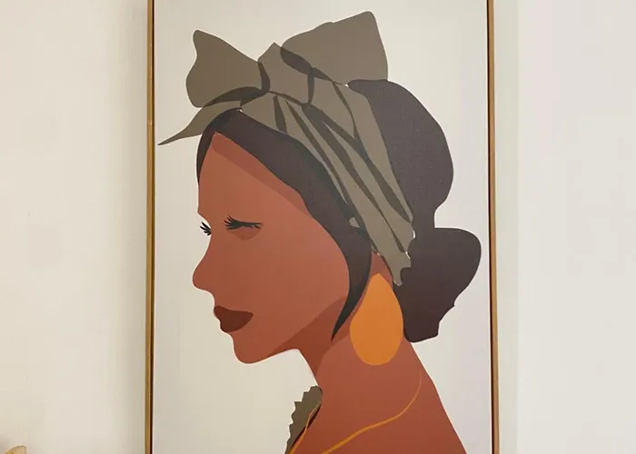 Dori's Wilson At Blloku Neighborhood * ティラナ