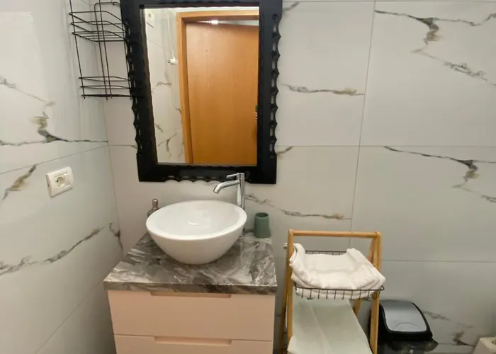 Dori's Wilson At Blloku Neighborhood Appartamento *