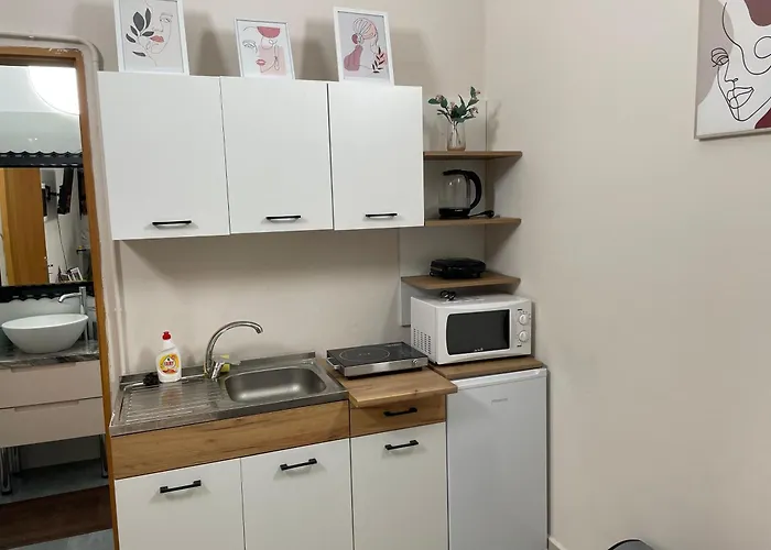 Dori's Wilson At Blloku Neighborhood Appartamento Tirana