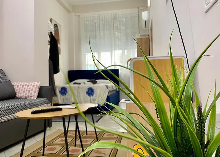 Dori's Wilson At Blloku Neighborhood Apartment *