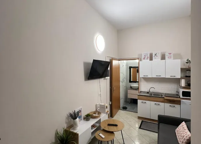 Dori's Wilson At Blloku Neighborhood *